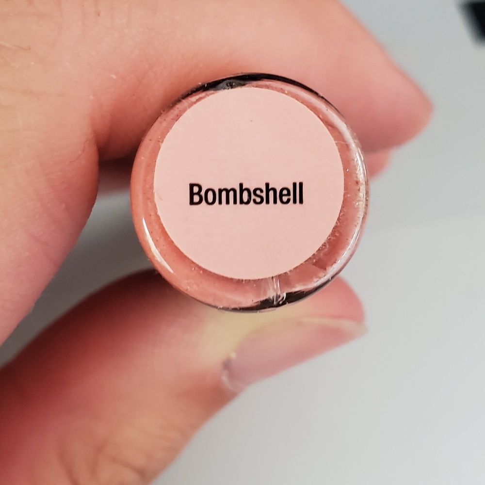 Bombshell LIPSENSE